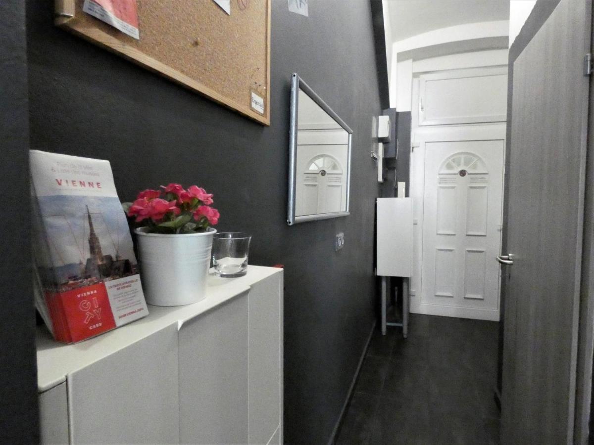 Msq Diana Vienna - 10 Min From City Center - Free Coffee And Tea - High Speed Internet Extérieur photo